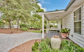 Front porch with swing - Find pet friendly beach rentals in 30A Florida